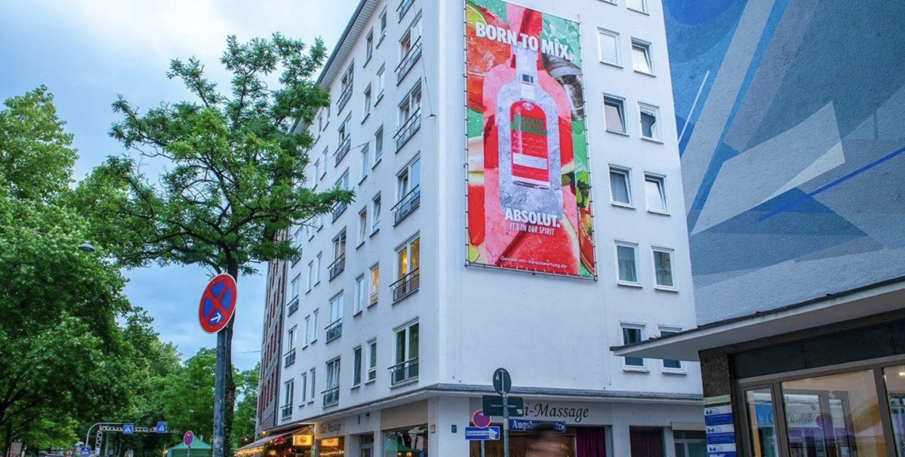 Munich out of home campaign site 3