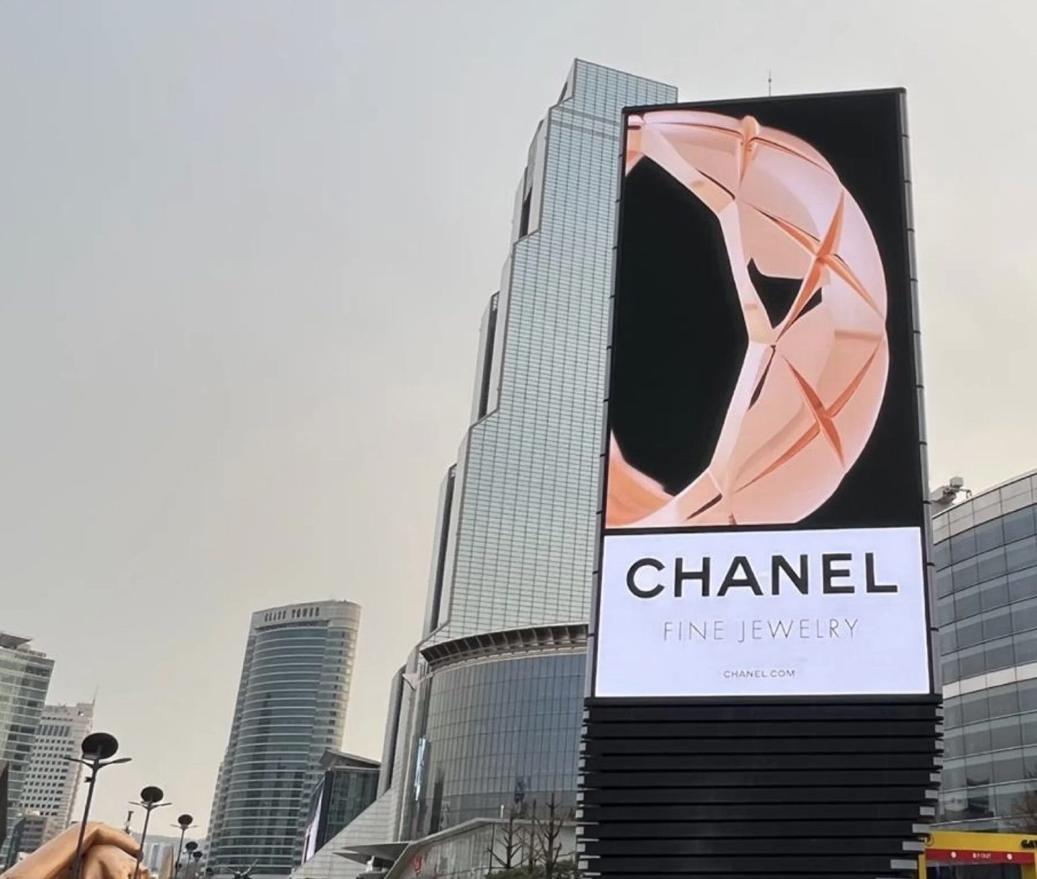 Seoul out of home campaign site 1
